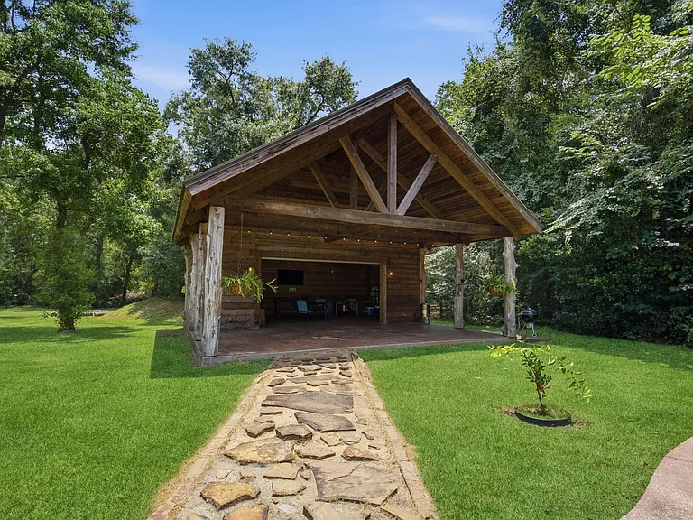 223 Pin Oak Ln — Photo 37
