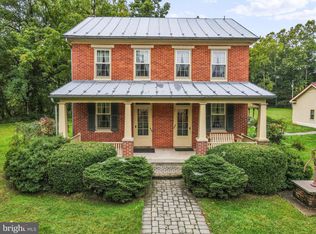 1475 Fleshman Mill Rd, New Oxford, PA 17350