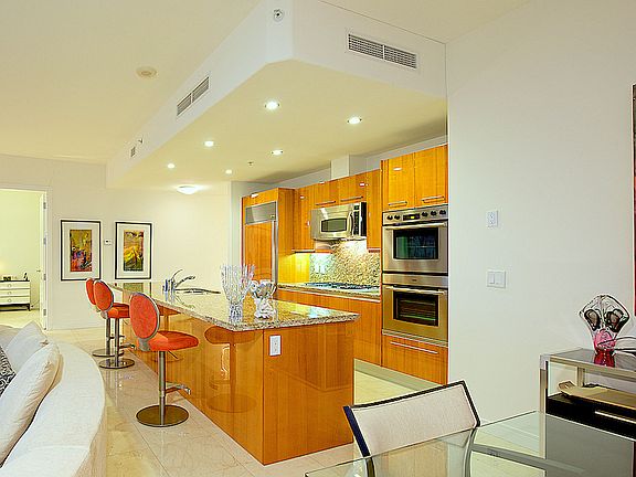 5th image of 550 Front St Unit 1501