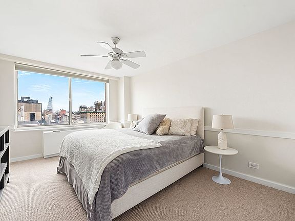 5th image of 250 W 90th St #Ph1e
