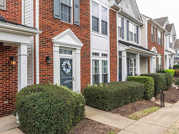 2nd image of 68 Spring Crossing Cir