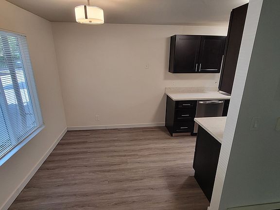 5th image of 12340 33rd Ave NE #2