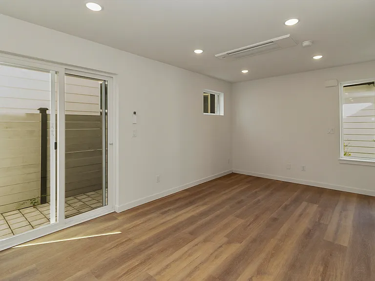 820 S Sullivan St #B — Photo 7