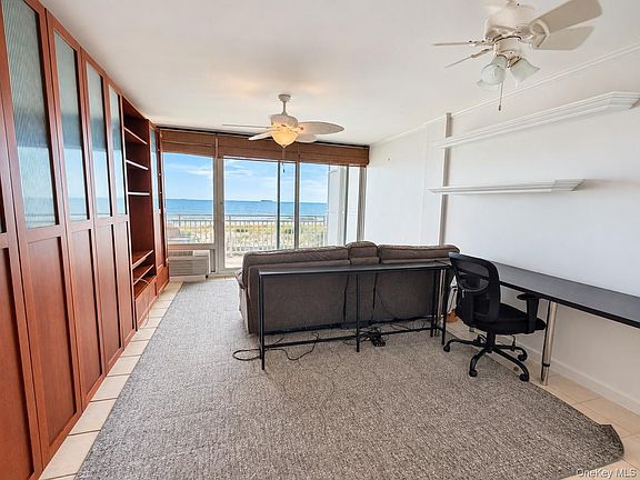 3rd image of 830 Shore Rd APT 3Q