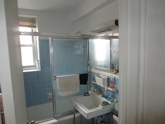 3rd image of 20925 18th Ave APT 2G