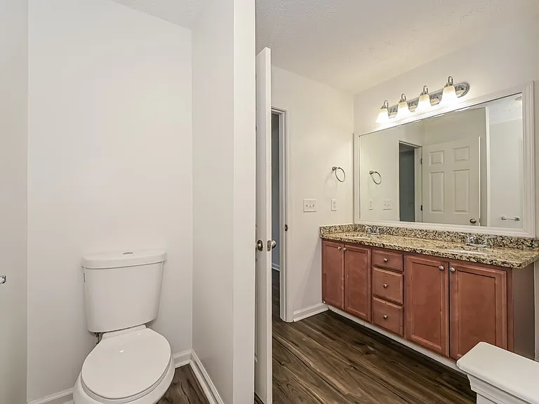 1108 Harmony Ln — Photo 11