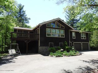 109 Pilgrim Ln, Pocono Lake, PA 18347