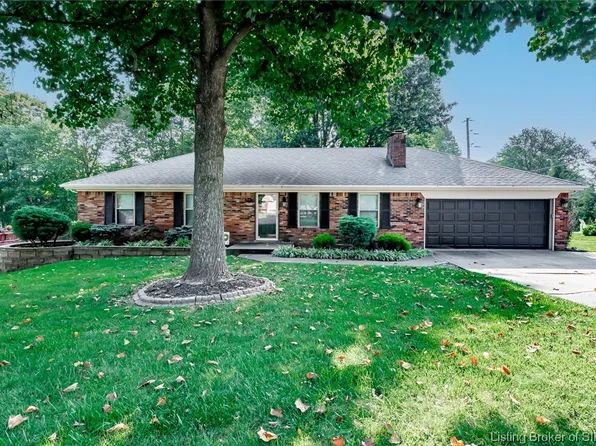 4346 Country View Drive, Floyds Knobs, IN 47119