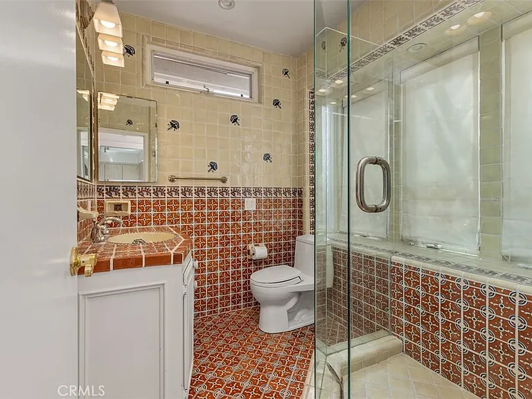 401 Arenoso Ln #A — Photo 5