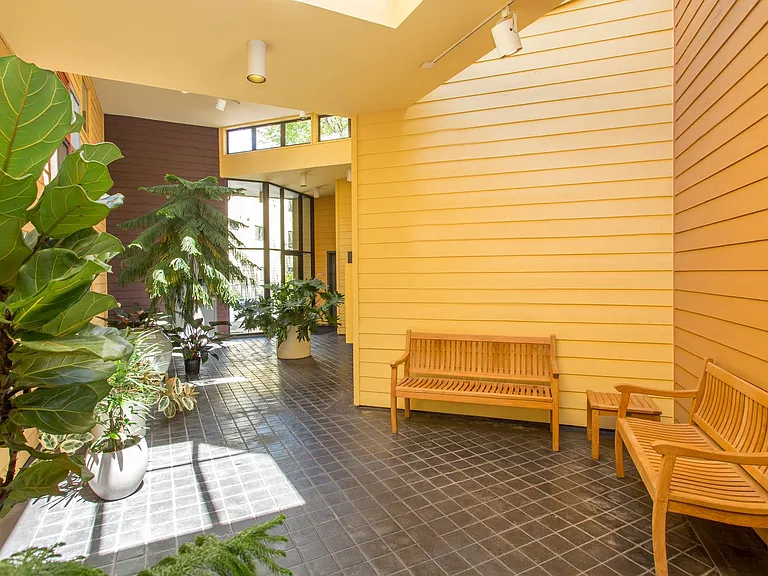 The Sandridge, LLC — Photo 18