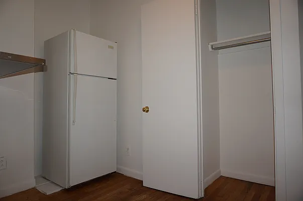 Rented by J Misrahi Realty Corp | media 29