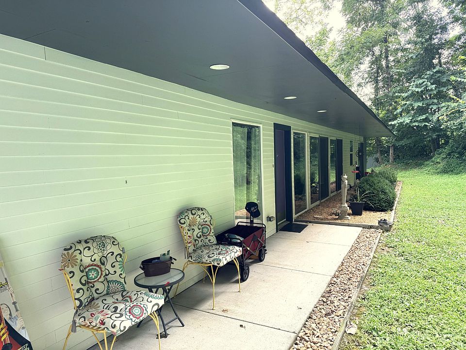 1st image of 119 Wonder Valley Rd
