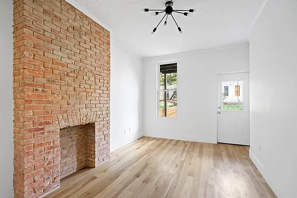 Rented by Compass | media 4