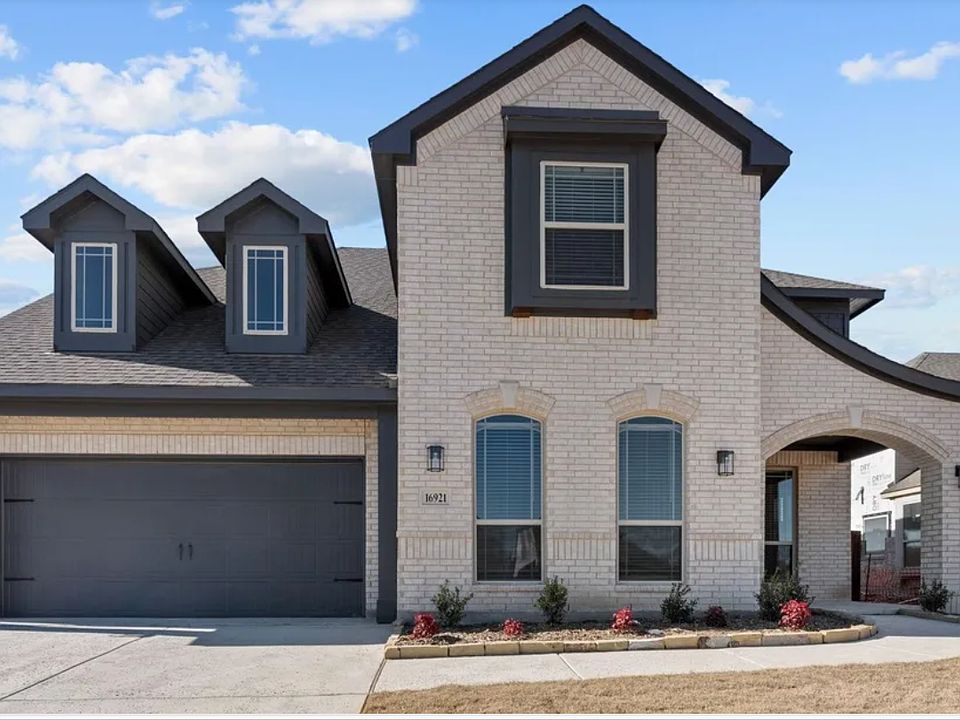1st image of 16921 Sandgrass Dr