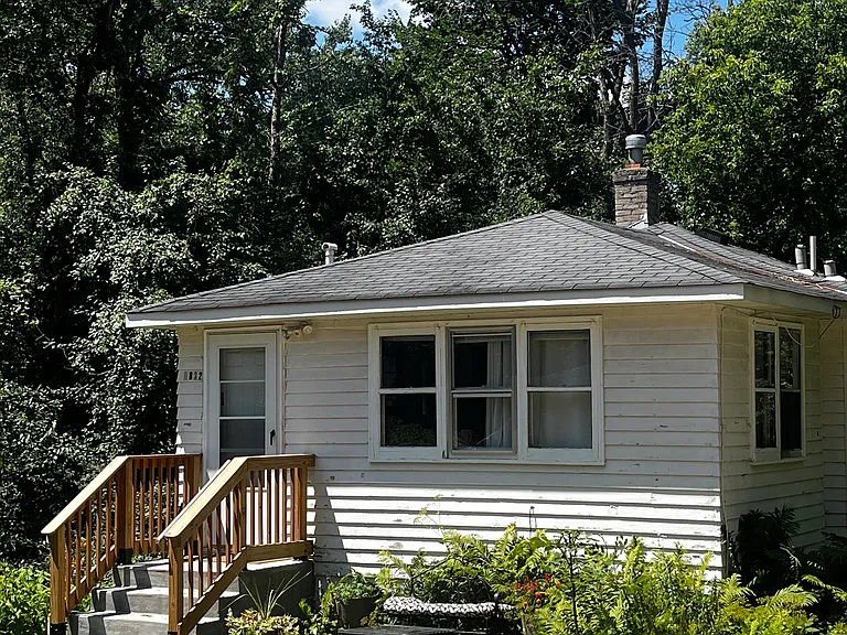 5832 Chastek Way — Photo 3