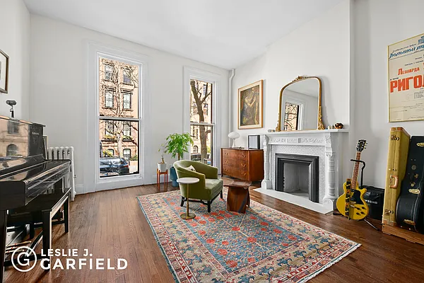Sold by Leslie J. Garfield | media 2