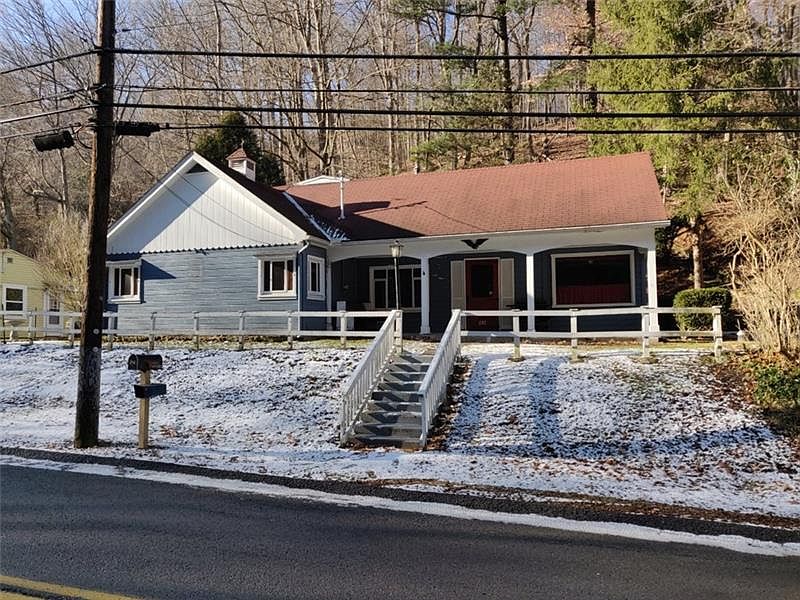 2nd image of 242 Spring Run Rd
