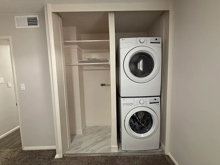 530 E Center St #2 — Photo 12