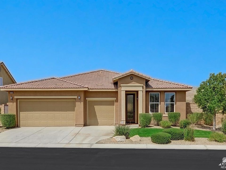 2nd image of 79830 Camden Dr