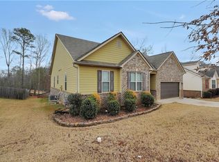 1134 Abundance Dr, Locust Grove, GA 30248