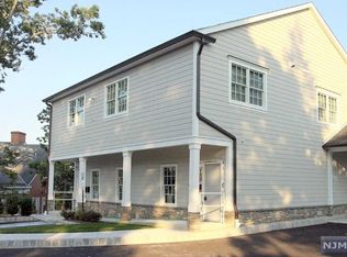 345 Franklin Ave #1, Wyckoff, NJ 07481