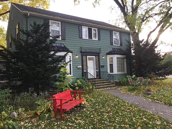 2nd image of 601 E Minnehaha Pkwy
