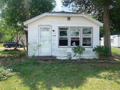 368 W Barton St, Newaygo, MI, 49337