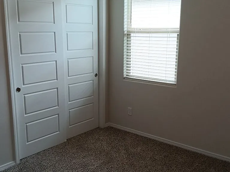 2327 Berkeley Ave — Photo 21