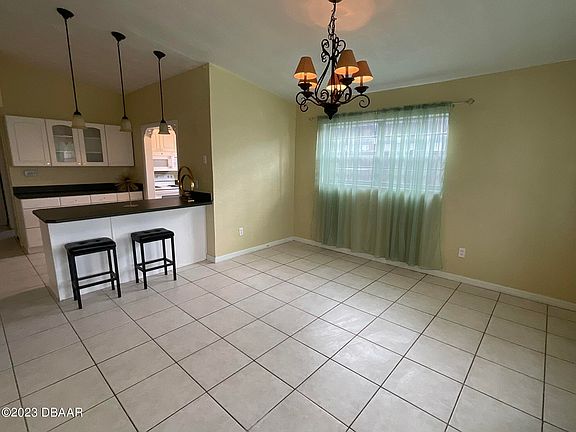 5th image of 204 Lynnhurst Dr