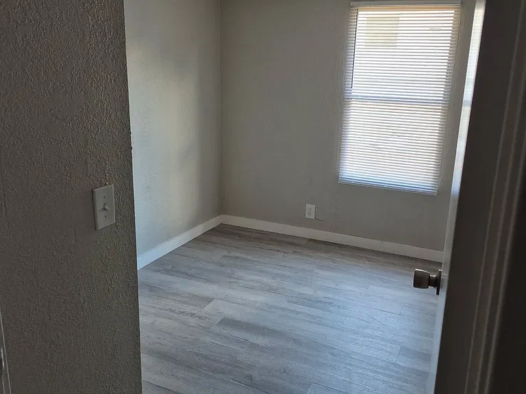 108 Buckingham Ct #44 — Photo 6