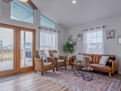 23011 Camino St, Galveston, TX, 77554