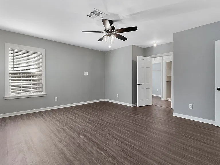 3557 Winston Rd — Photo 19