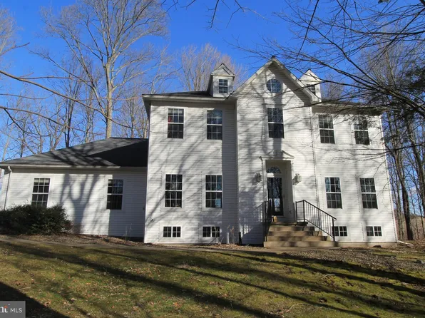 263 Geary Rd, Centre Hall, PA 16828