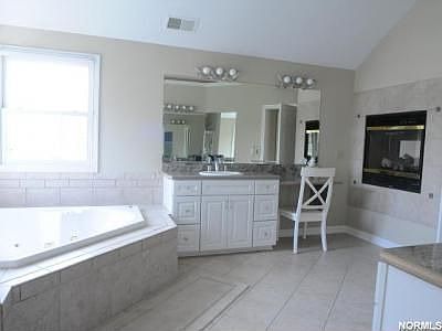 5th image of 3642 Windsong Ct