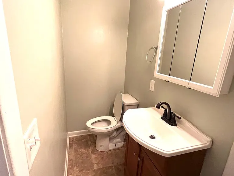 231 Poinsettia Dr — Photo 10
