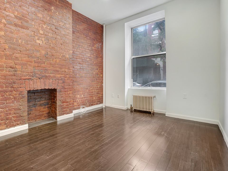 1st image of 334 W 47th St #1CC