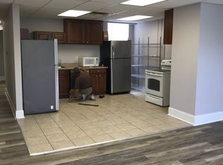 1988 1/2 N High St, Columbus, OH 43201
