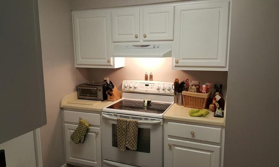 1st image of 135 Majestic Cir