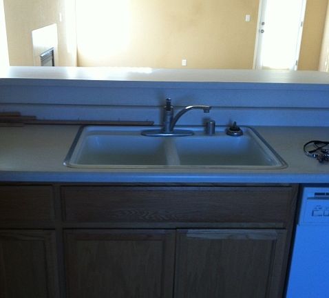 5th image of 665 Kensington Cir