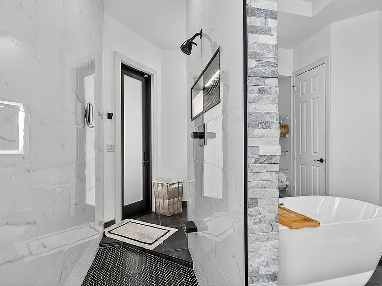 10337 Trianon Pl — Photo 28