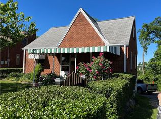 3681 Oakleaf Rd, Pittsburgh, PA 15227