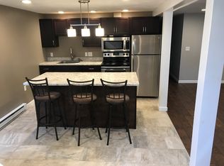 12 Dearborn St #B, Worcester, MA 01604