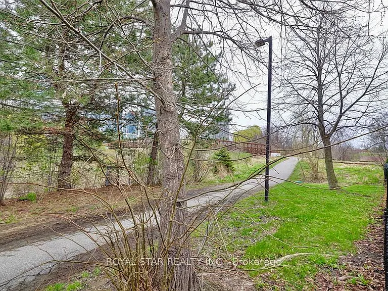 5223 Tagish Ct #BASEMENT — Photo 11