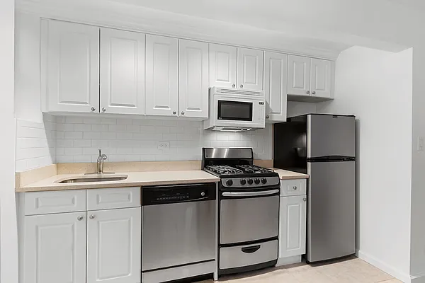 Rented by Argo Residential | media 8