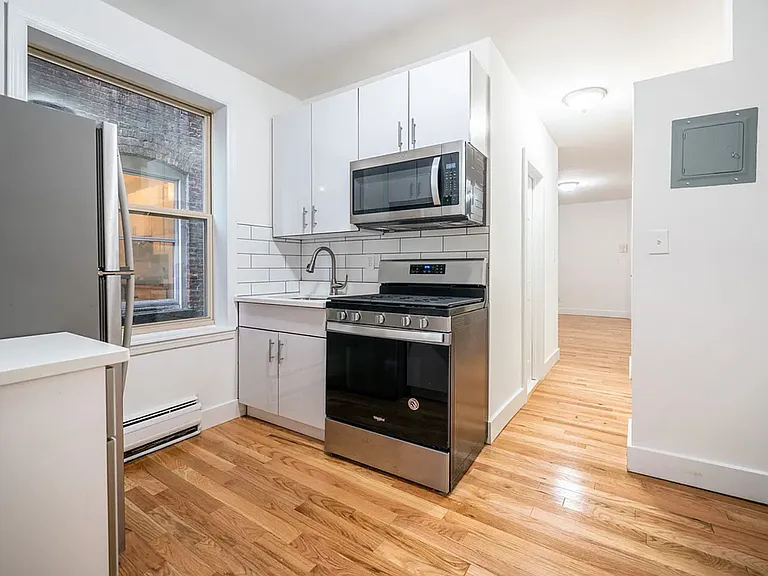 117 Magnolia Ave #1RR — Photo 7