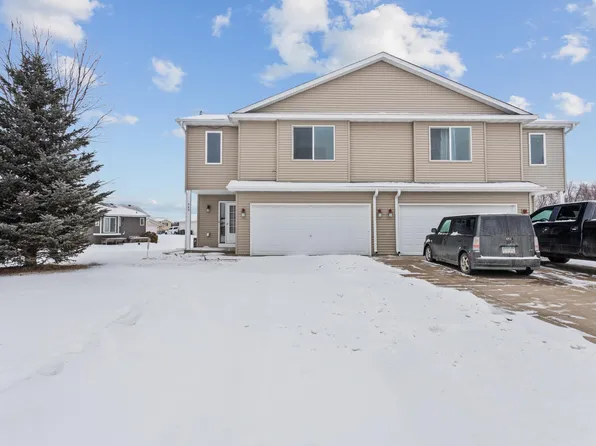 960 Rush Landing Ct, Rush City, MN 55069