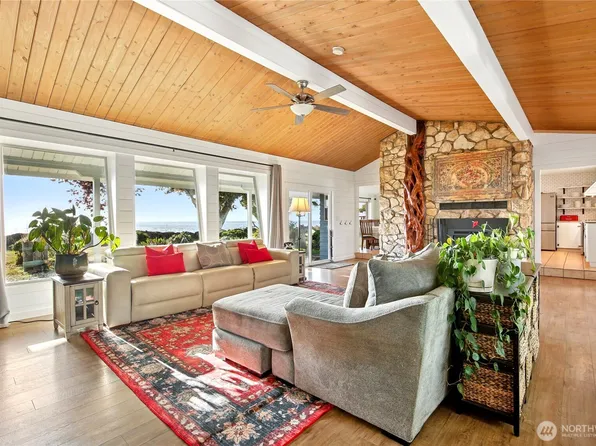 1970 State Route 105, Aberdeen, WA 98520