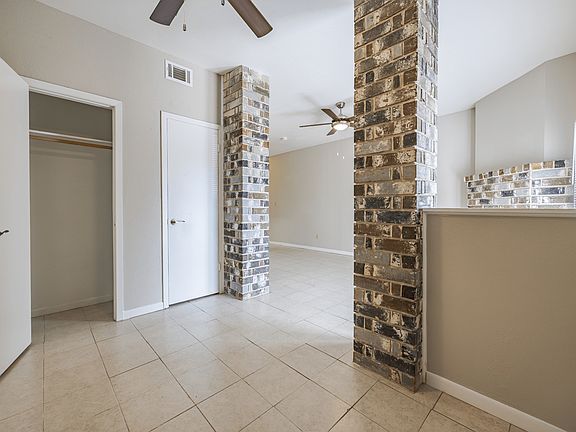 3rd image of 717 Hill Country Dr APT 1104