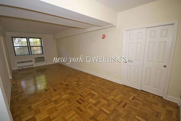 Rented by New York Dwellings LLC | media 9