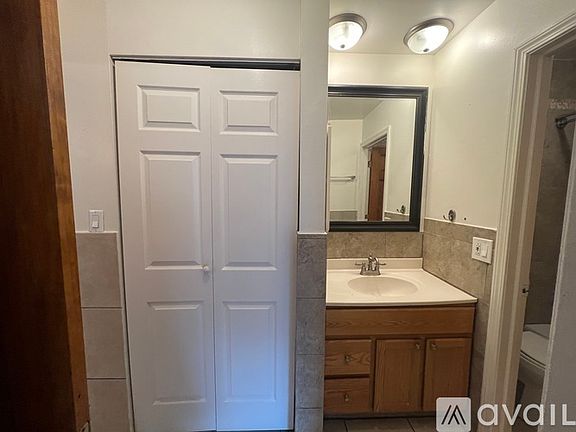 5th image of 1111 W Hollywood Ave APT 209